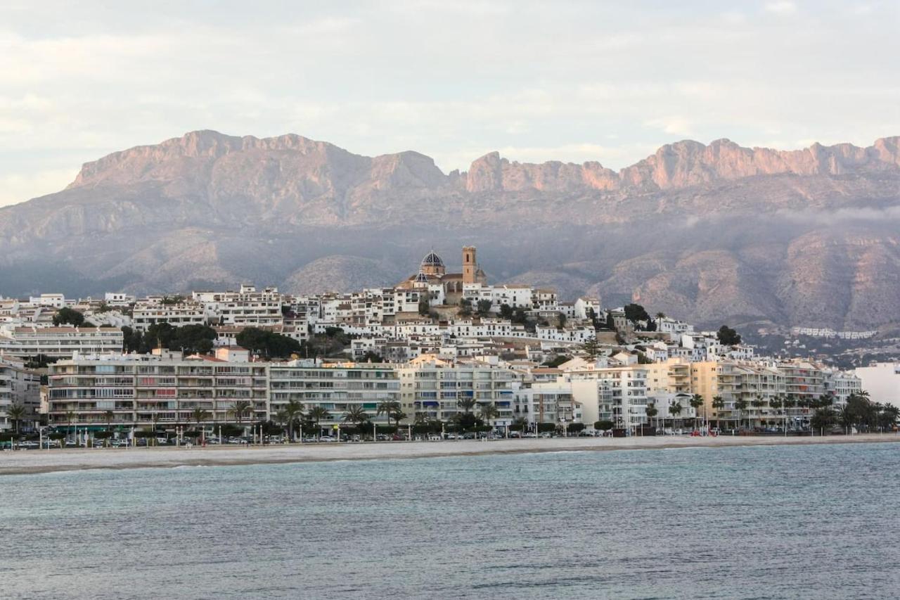 Apartamento Escapada Romántica en Ático frente al Mar con Piscina Altea Exterior foto